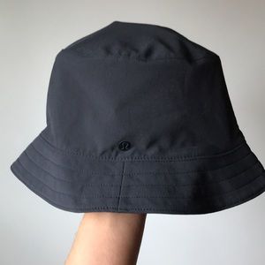 Never worn Reversible lulu lemon bucket hat